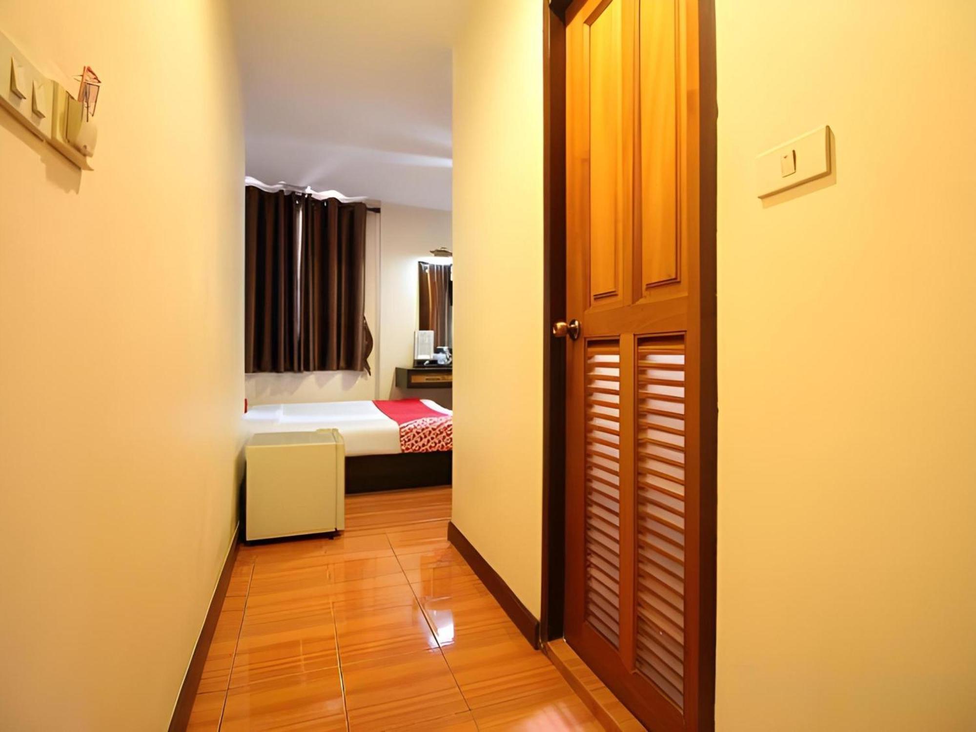Pannee Lodge Khaosan - Sha Plus Bangkok Luaran gambar